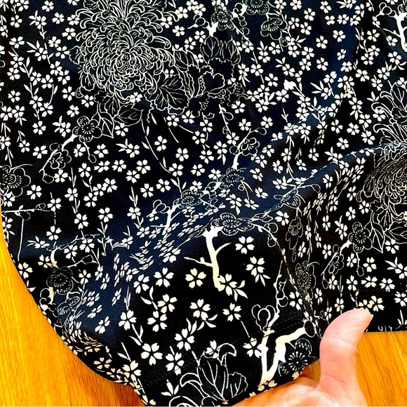 BCBG Black and White Floral Cross Back Midi Dress - Picture 5 of 8